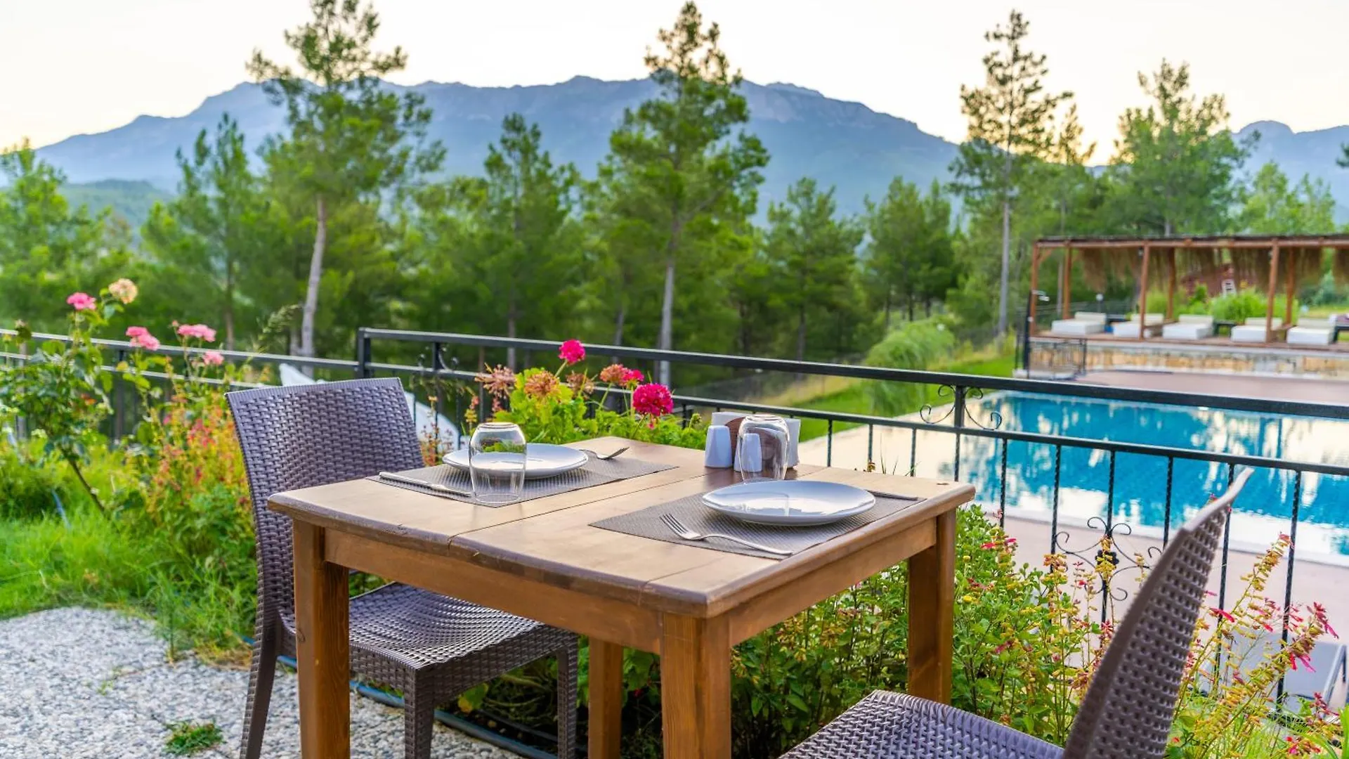 Maison Green Hill Hobbit Villas & Boutique Hotel Antalya